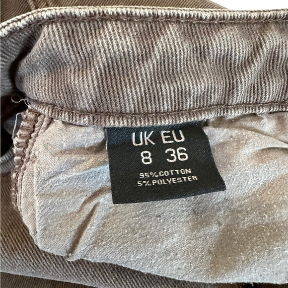 Pretty Little Thing Botton Side Slit Pants size 36 - Picture 11 of 16